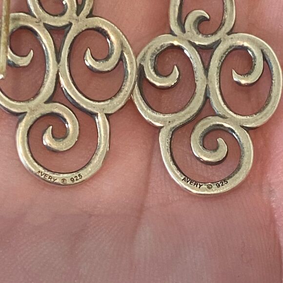James Avery Retired 4 Swirl Earrings - Picture 4 of 4